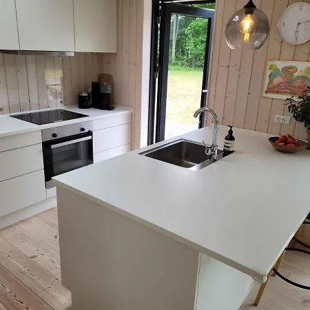 Holiday From 2019, Very Sunny, Peaceful, Forest, Beach Vakantiehuis Hasle